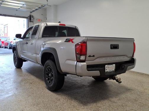 2020 Toyota Tacoma SR