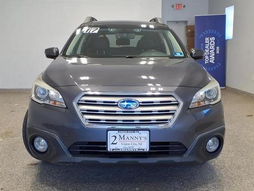 Gray 2017 Subaru Outback 2.5i Premium