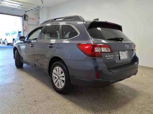 Gray 2017 Subaru Outback 2.5i Premium