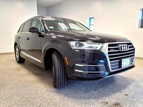 2019 Audi Q7 45 Premium