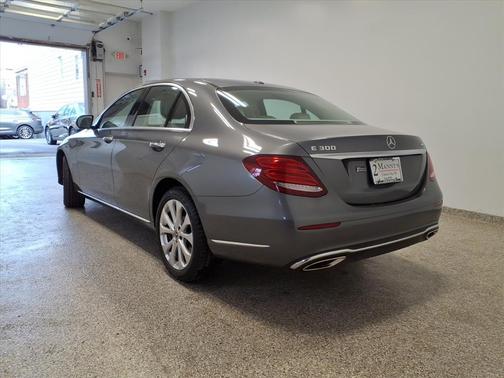 2019 Mercedes-Benz E-Class 4MATIC