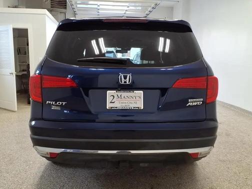 BLU 2017 Honda Pilot Touring