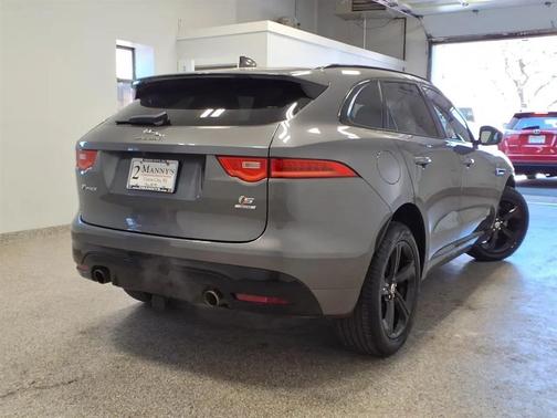 2019 Jaguar F-PACE S