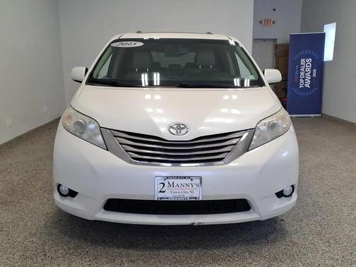 2015 Toyota Sienna XLE