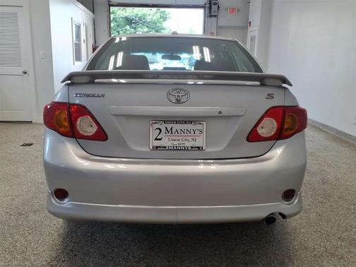 Classic Silver Metallic 2010 Toyota Corolla S