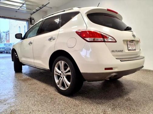 2011 Nissan Murano LE