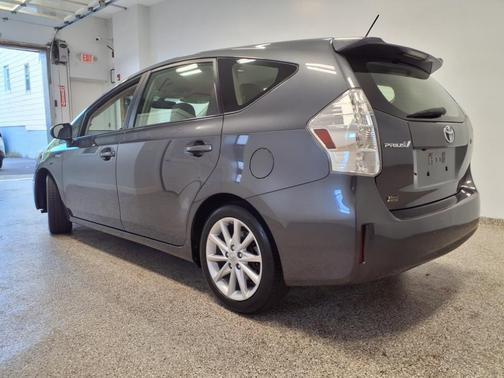2012 Toyota Prius v Three
