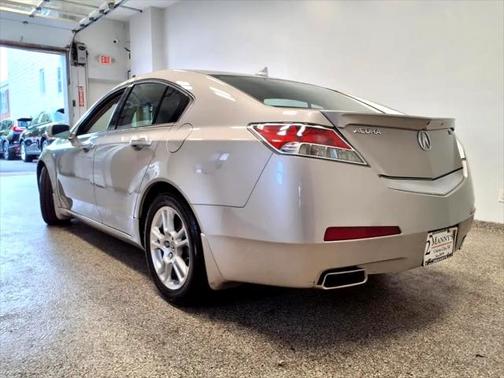 2010 Acura TL Technology