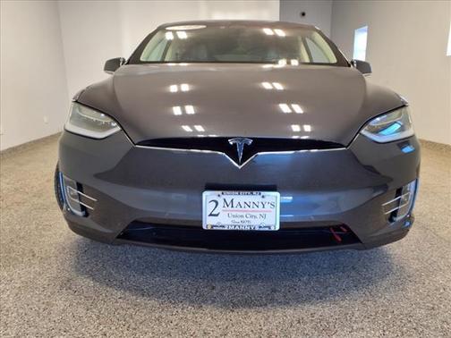 2017 Tesla Model X 90D