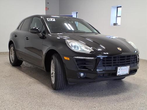 2017 Porsche Macan AWD