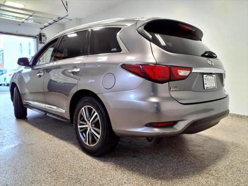 2016 INFINITI QX60 Base