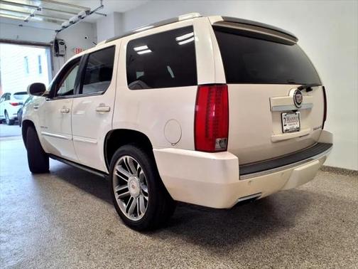 2013 Cadillac Escalade Premium