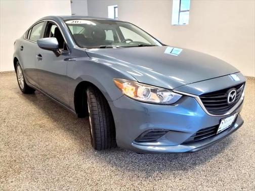 2016 Mazda Mazda6 i Sport