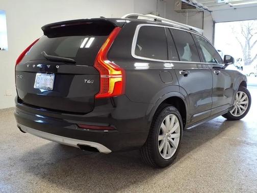 Onyx Black Metallic 2016 Volvo XC90 T6 Momentum