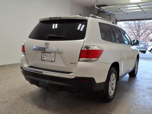 2013 Toyota Highlander Base Plus