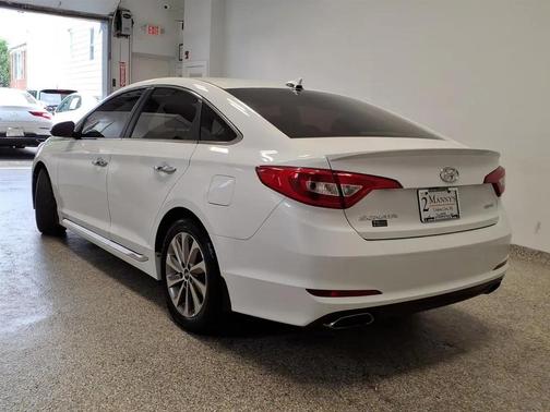 Quartz White Pearl 2017 Hyundai SONATA Sport
