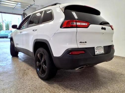 2016 Jeep Cherokee Altitude
