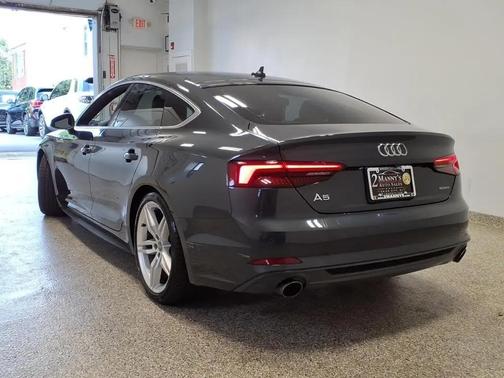 GRY 2019 Audi A5 45 Premium