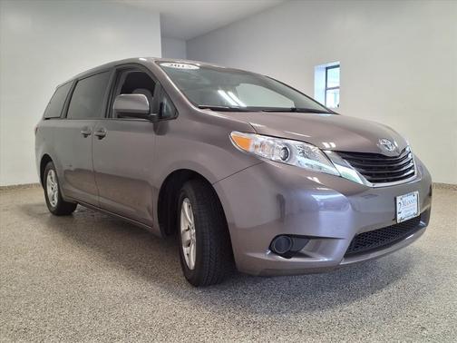 2015 Toyota Sienna LE