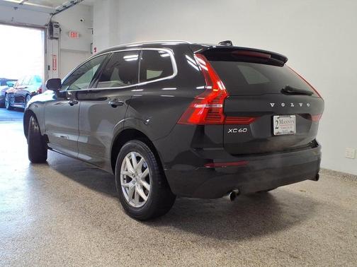 2019 Volvo XC60 T5 Momentum