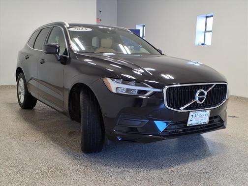 2019 Volvo XC60 T5 Momentum