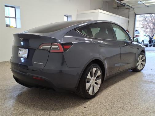 2021 Tesla Model Y Long Range Dual Motor All-Wheel Drive