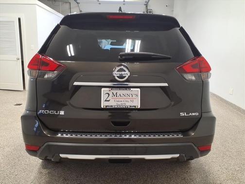 2017 Nissan Rogue SL