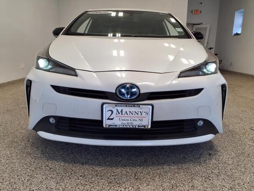 2021 Toyota Prius L