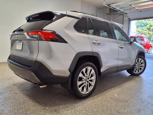 2020 Toyota RAV4 Limited