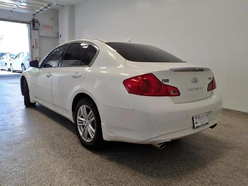 WHI 2013 INFINITI G37x Base