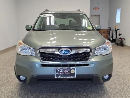 Jasmine Green Metallic 2015 Subaru Forester 2.5i Limited