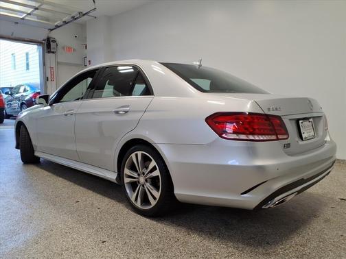 2016 Mercedes-Benz E-Class 4dr Sdn E 350 Luxury 4MATIC
