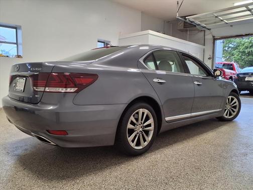 2016 Lexus LS 460 Base