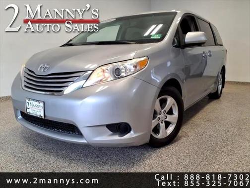 2016 Toyota Sienna LE