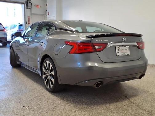 GRY 2016 Nissan Maxima 3.5 SR