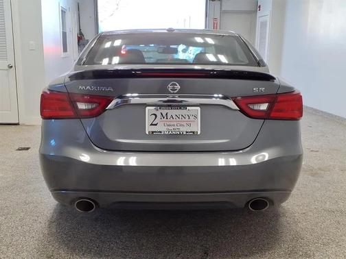 GRY 2016 Nissan Maxima 3.5 SR