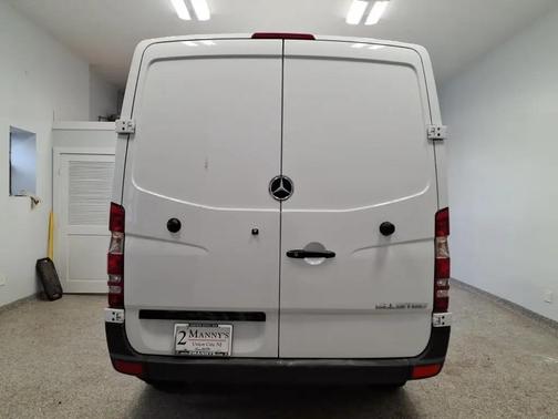 2014 Mercedes-Benz Sprinter 2500