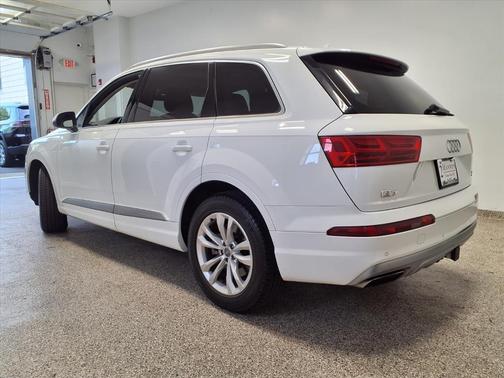 2017 Audi Q7 3.0T Premium