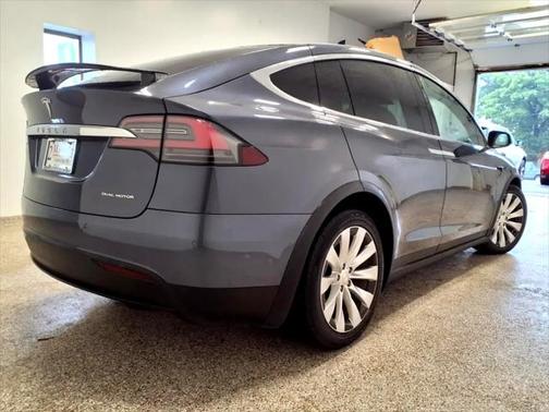 2020 Tesla Model X Long Range Plus