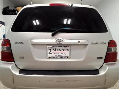2004 Toyota Highlander Base