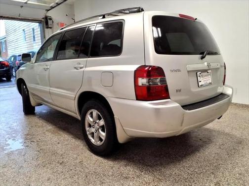 2004 Toyota Highlander Base