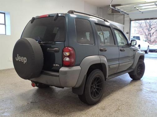 2005 Jeep Liberty Sport