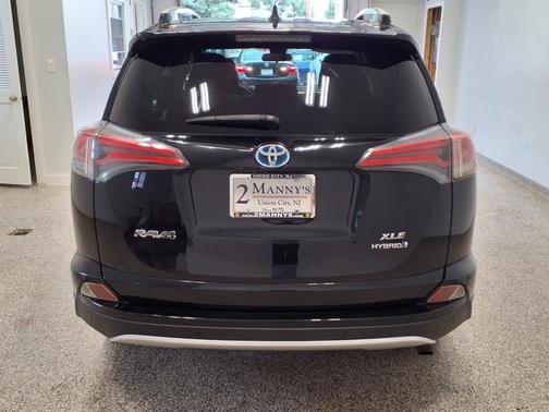 2016 Toyota RAV4 Hybrid XLE