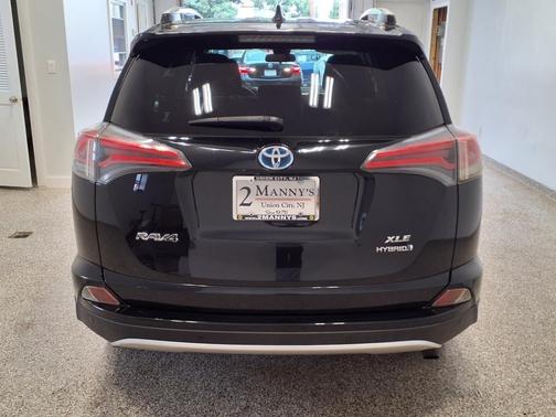2016 Toyota RAV4 Hybrid XLE