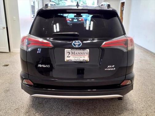 2016 Toyota RAV4 Hybrid XLE