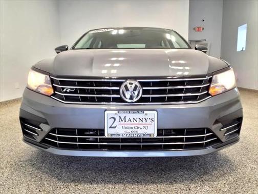 2018 Volkswagen Passat 2.0T S