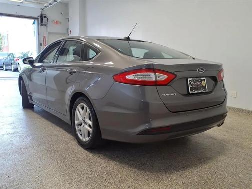 GRY 2014 Ford Fusion SE