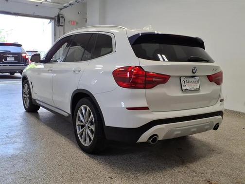WHI 2018 BMW X3 xDrive30i