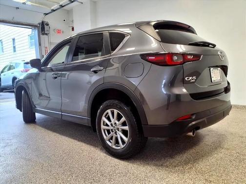 2022 Mazda CX-5 2.5 S Preferred Package