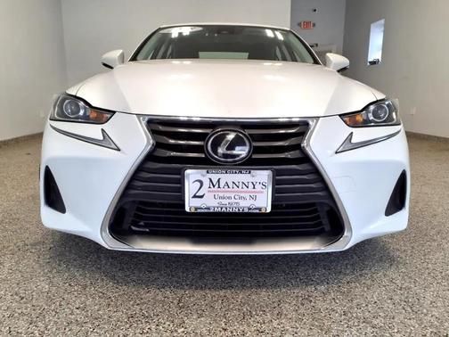 2018 Lexus IS 300 Base